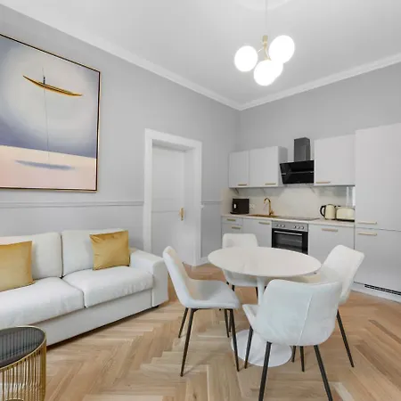 Lejlighedshotel Residenz Hugo 4*