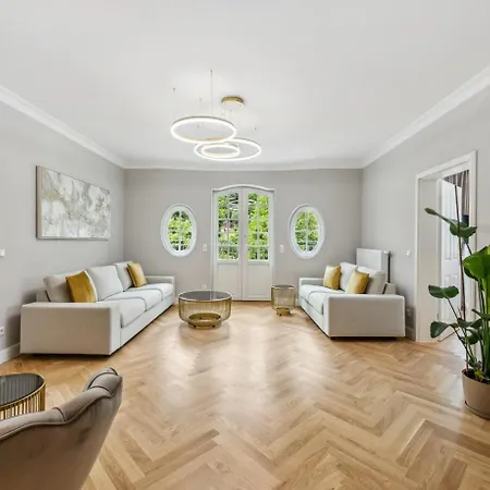 Ξενοδοχείο με διαμερίσματα Residenz Hugo 4*
