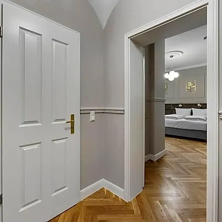 Residenz Hugo Hotel apartamentowy