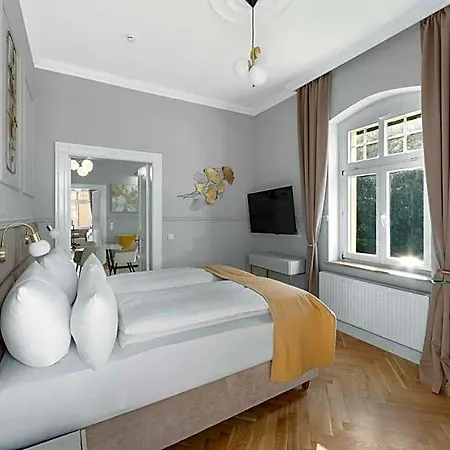 Residenz Hugo Hotel apartamentowy Bad Schandau